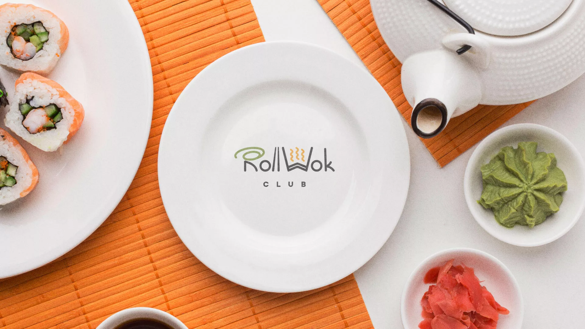 Разработка логотипа и фирменного стиля в Михайловке для суши-бара «Roll Wok Club» Разработка логотипа и фирменного стиля в Михайловке для суши-бара «Roll Wok Club»